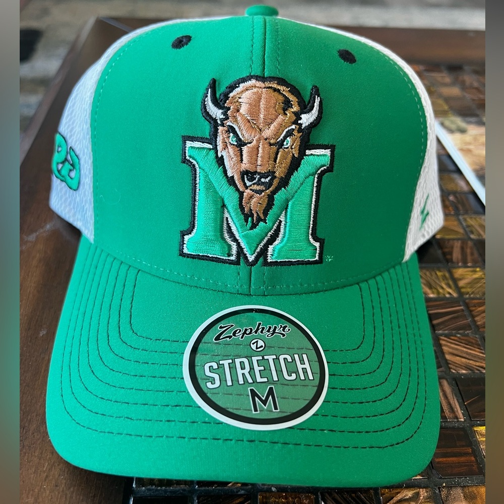 Zephyr Green and White Men's Cap